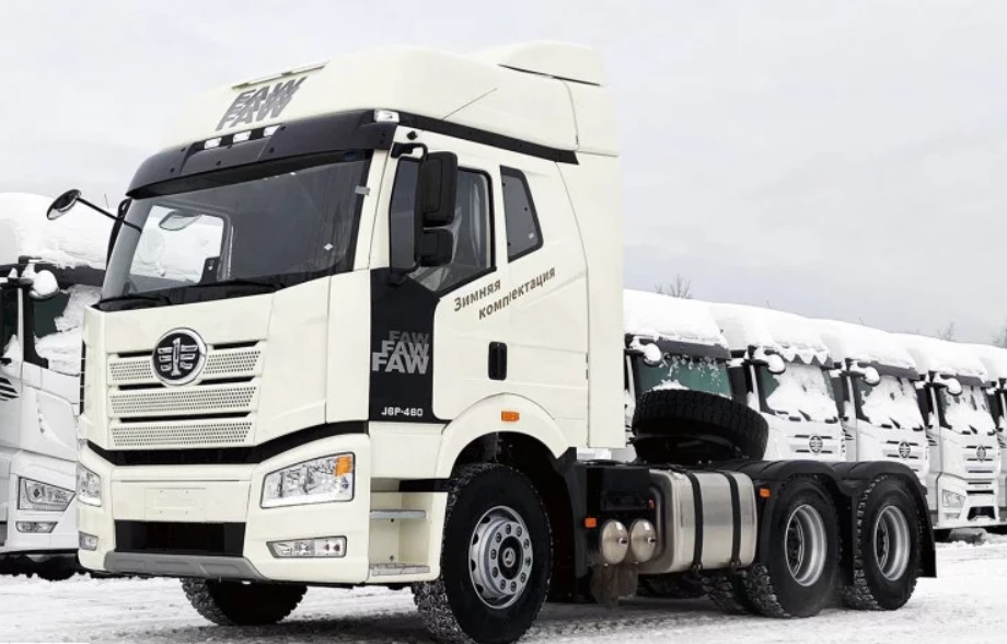 Седельный тягач FAW J7