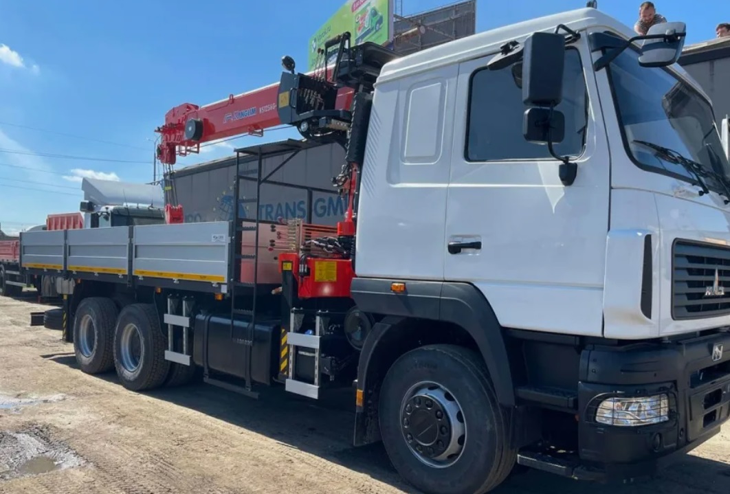 Бортовой автомобиль МАЗ 4371 с КМУ Hangil HGC 986